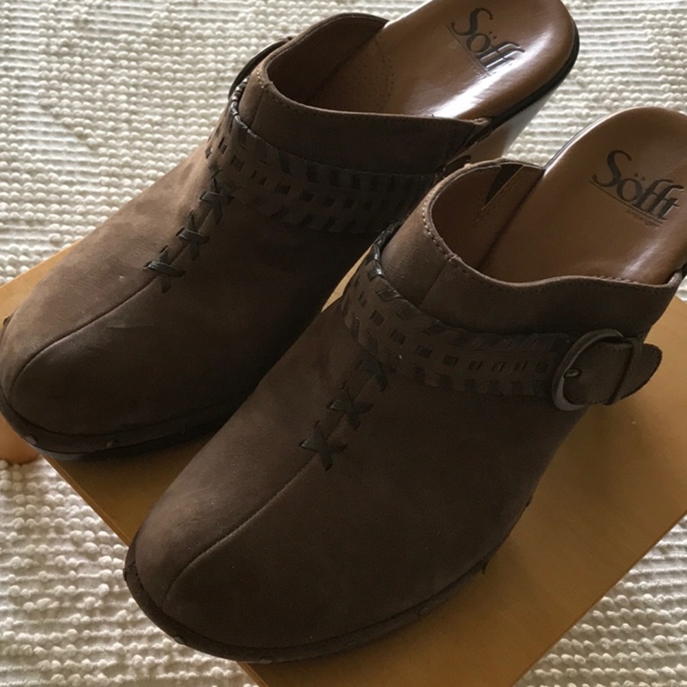 Sofft clogs